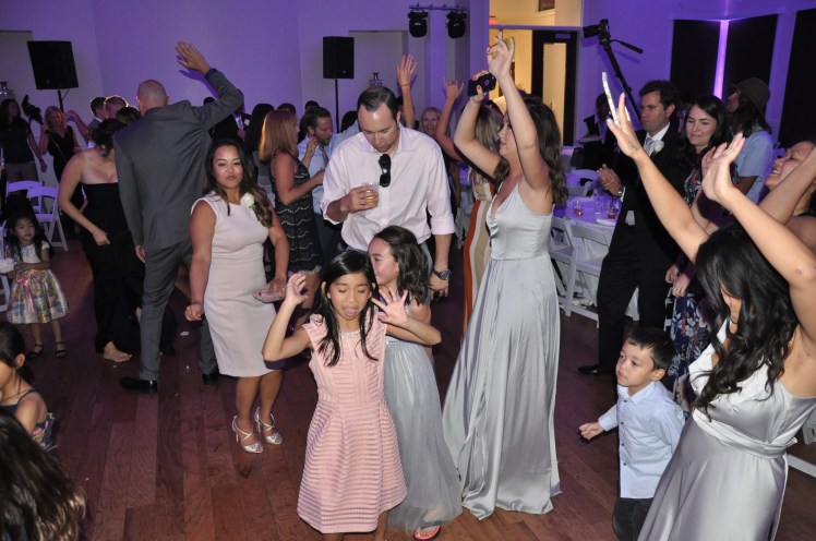 DenversBestDJsDenverColoradoWeddingDJPic03